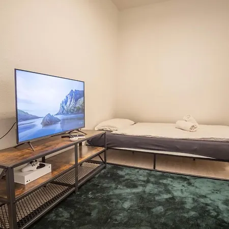 Pansiyon Netflix, Xbox Series S, Arbeitsplatz, Bestlage *