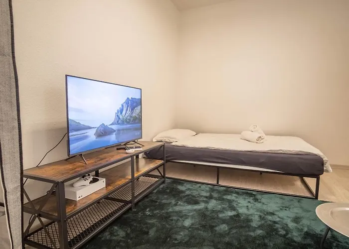 Rum i privatbostad Netflix, Xbox Series S, Arbeitsplatz, Bestlage *